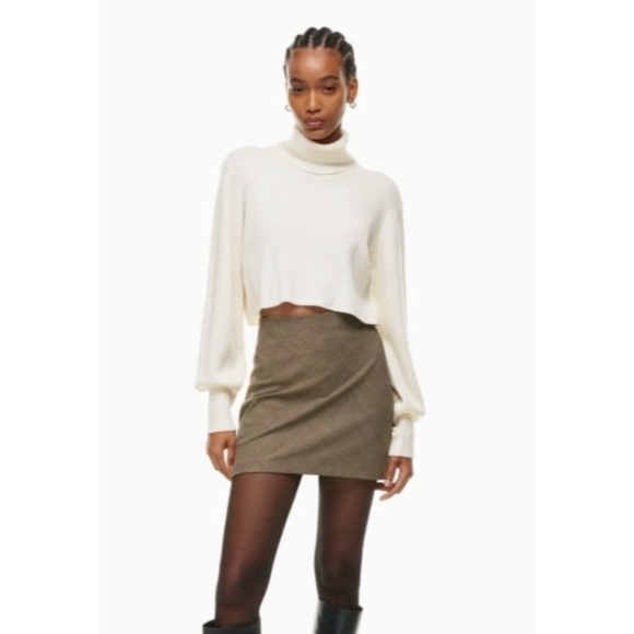 Aritzia Wilfred Free 100% Cashemir Cropped Turtleneck Sweater Oat Beige M - Picture 1 of 12